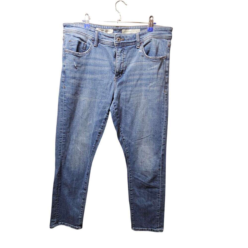 Pilcro Anthropologie Slim Boyfriend Jeans 31 Distressed Light Wash Denim